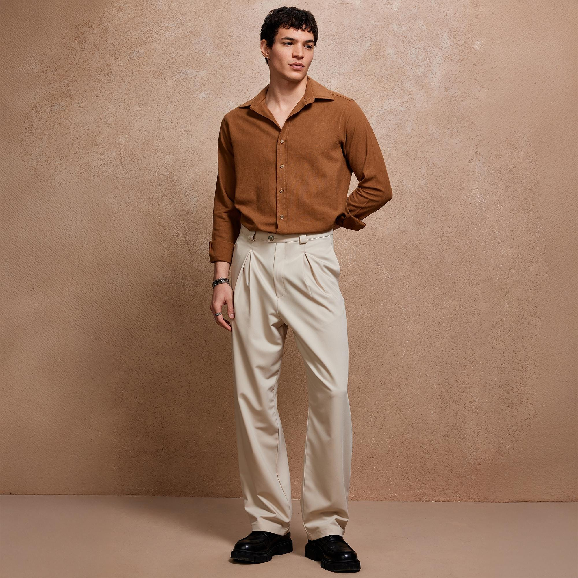 Ivory Beige Linen Pleated Straight-Leg Pants - Image 5